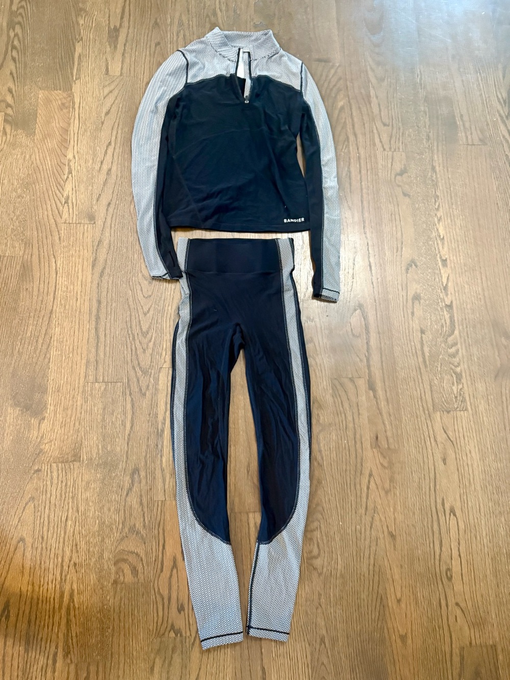 Bandier Pro Fleece Colorblock quarter zip (M)  leggings (S) w/Herringbone detail